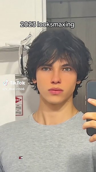 Looksmaxing: Transform Your Style in 2023