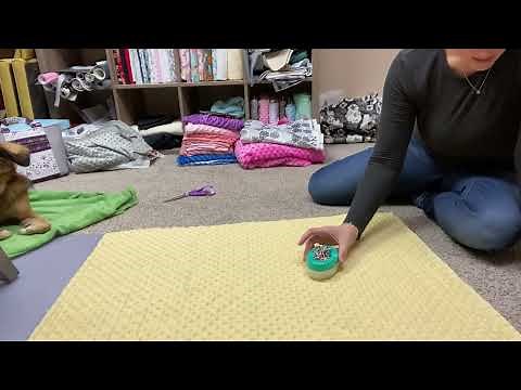 How to sew a minky baby blanket | Easy baby blanket tutorial | Tips for sewing with minky