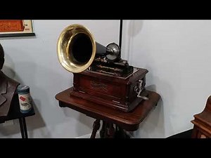 Columbia BC Graphophone Cylinder Phonograph