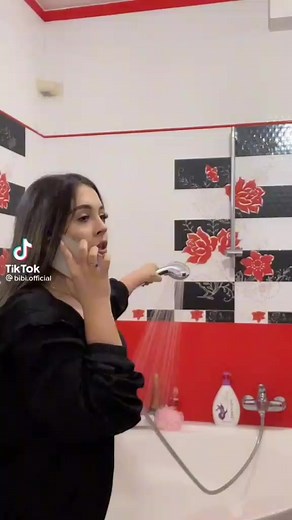 Videoclipuri postate de cont _indisponibil75 (@cont_indisponibil75) cu LUPII (Au Au Au) - Costel Biju & Iuly Neamtu & Manele Mentolate