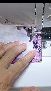 5.1K views · 79 reactions | Sewing tips. How easy is it to sew a coin purse and save on fabric and time! #reels #DIY #sewing #sewingtutorial #amikactrfts #handmade #sewingproject #sewingideas #สร้างรายได้ #สอนเย็บผ้า | Amika crafts | Facebook