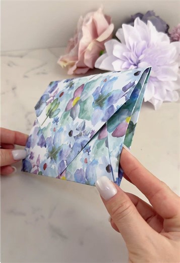 Soft Floral Envelope Paper Craft Idea