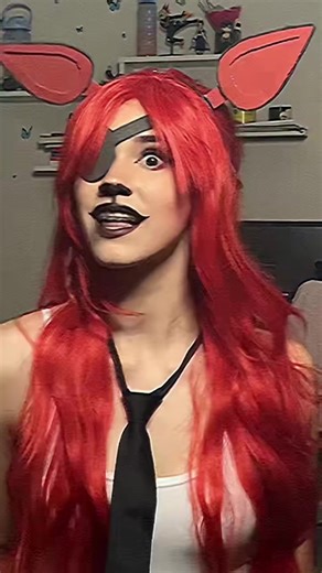 Foxy FNAF Cosplay Ideas and Costumes - Danipumpkinzz