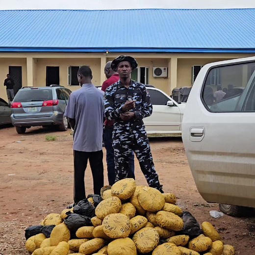 Police Officers Discover Hidden Drugs During Stop and Search