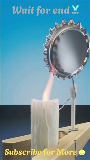 Genius Candle Trick That Puts Out the Flame Itself 🕯️😲 #ScienceHack #SmartDesign