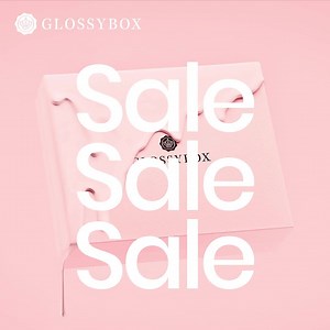 Order your April GLOSSYBOX now for only $1 - filled with 5 beauty products worth OVER $90 😍 plus an extra gift (while stocks last!) | GLOSSYBOX