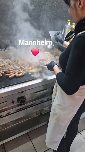 Exploring Bosnian Cuisine: Lepinje Recipe from Mannheim