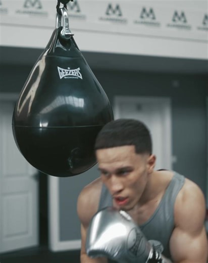 Geezers Pro Water Punchbag 3.0 for Boxing Training