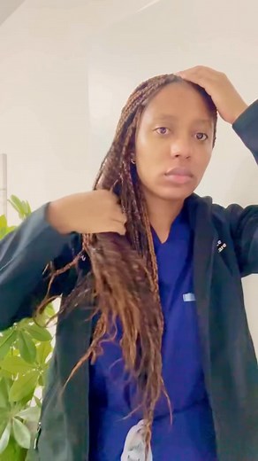 There is dignity in labour ❤️ wa ku night shift 😉 someone wise once said kuti okuseka sangakudyese, these words have hit hard everyday of my life. Kumanyadila ntchito zanu agulu ❤️ paja next lesson ikubwera, nkhani za mmimba #fblifestyle | Nurse Tam