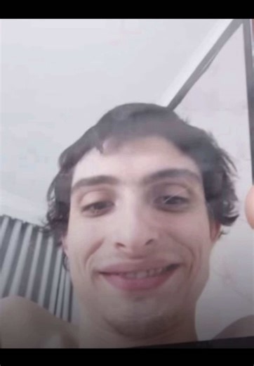 Ew why do I look like that I look high