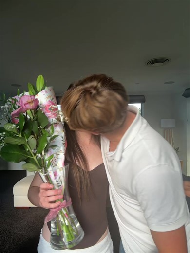 Creative Flower Gift Ideas for Valentine's Day