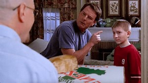 Walter White delivers pizza to Hal in this fun 'Breaking Bad' and 'Malcolm in the Middle' edit
