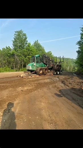 John Deere Timberjack 950: Power in the Forest
