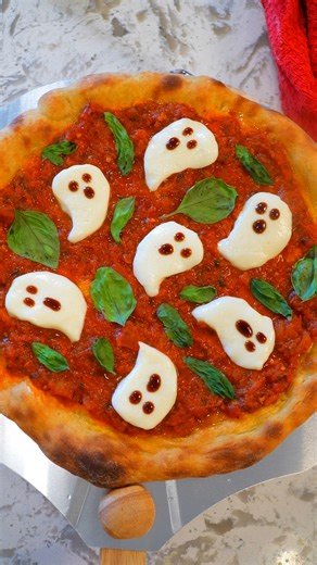 Get into the Halloween spirit with some spooky, ghoulish pizzas! 🎃🕷️👻 They're perfect to make for date night or to make with friends at home during a movie night! 🍕 ​ Ingredients:​ ▪️2 balls pizza dough ​ ▪️½ cup marinara (per pizza)​ ▪️8 oz. Shredded mozzarella cheese​ ▪️4-5 mozzarella string cheese sticks​ ▪️10-12 black olives​ ▪️8 oz. Mozzarella log​ ▪️Basil leaves ​ ▪️1 Tbsp. Balsamic vinegar​ ▪️3 Tbsp. Olive oil (for brushing on the crust)​ Directions:​ 1️⃣ Take pizza dough out of the f