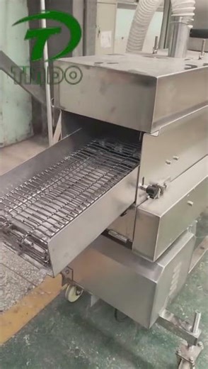 Burger patty breading machine/chicken nugget battering breading machine