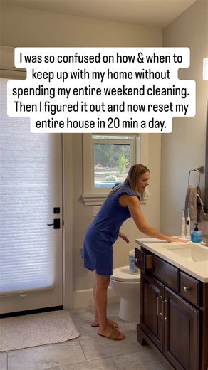 Here it goes… This is EXACTLY what I’ve done to stay on top of my home without feeling like I’m constantly playing catch-up: 1. Built super simple daily routines so my home runs on autopilot 2. Created a functional home and stopped relying on ruthless decluttering, fancy organizational bins & ditched long to-do lists 3. Stopped winging it, and started using productivity tools & mom hacks that actually save me time & help me get more done in less time 4. Created a team player home where my four k