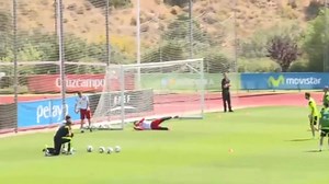 48K views · 1.4K reactions | Isco Alarcón getting over his disappointing season with Real Madrid C.F.... with this awesome hat-trick at Selección Española de Fútbol (SeFutbol) training! | 101 Great Goals.com | Facebook