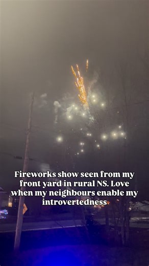 Jessica Milburn on Instagram: "What a lovely surprise ❤️ I hope the neighbourhood dogs were ok. We have a lot of dogs in my neighbourhood. Love seeing fireworks without all the hassle of driving, parking, waiting, getting stuck in traffic, seeing 300 people from high school 🫠 Thank you neighbour 🙏 Pretty sure this was one of my cop neighbours lol #jmilburn #rural #rural_life"