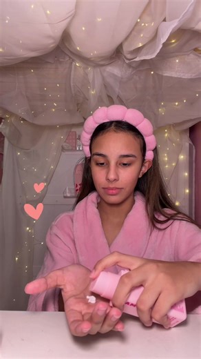 my thursday afterschool routine 📚✏️ aesthetic grwm asmr in my hello kitty kawaii room 💖 #dailyroutine #skincare #grwm #asmr #aesthetic @byoma @laneige_us @SUNNYD @Kendra Scott @Old Navy @Divoom @lululemon @Impressions Vanity @GARNIER