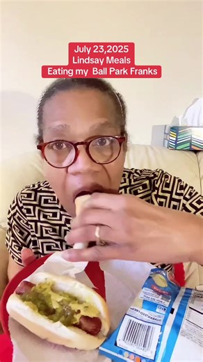 Lindsay Meals on TikTok