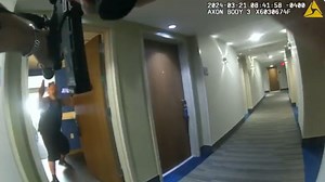 Video: Man who texted 'murder' to 911 wounds Fla. officer before fatal OIS