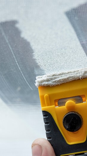 "#OLFA comes to the rescue again!" — #OLFAproAllStar Aron Jones The GSR-2 Mini Glass #Scraper is constructed with premium quality materials and durable #blades for exceptional performance. 👉 https://bit.ly/3Llbby | OLFA Pro