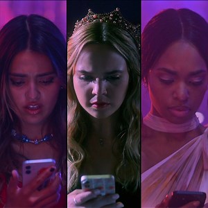 La fête est terminée - A est de retour Pretty Little Liars: Original Sin S.-T. F. 🤫 Voyez les 3 premiers épisodes dès maintenant ! PS: Il y aura la version française en septembre | Crave en français