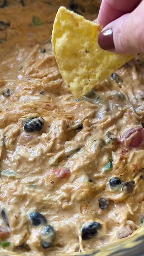 Ultimate Nachos Recipe: How to Keep Your Chips Crispy and Cheesy!
