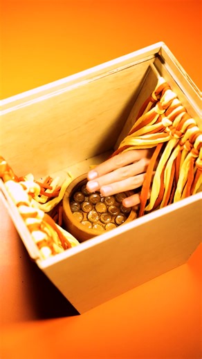 🔬 Discover PARQUE EXPLORA - Medellín's Interactive Science Museum! 🌟 Science comes alive when you can actually touch it, experiment with it, and see it in action. At Parque Explora, we've created 300 hands-on experiences that turn curiosity into discovery. EXPLORE WITH YOUR SENSES: 🧠 Interactive exhibits across neuroscience, physics, and time 🐟 Latin America's largest freshwater aquarium with Amazonian species 🧪 Live experimental workshops where you become the scientist 🎵 Musical physics t