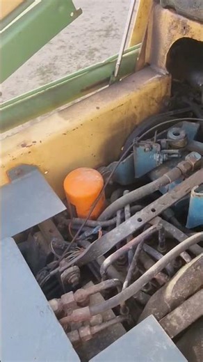 Small Bobcat Fire #diy #mechanic #automobile #farming #rental #bobcat #loader