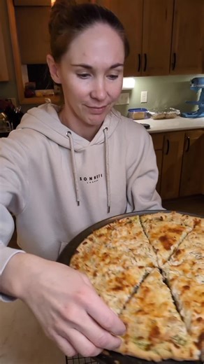 Homemade Spinach Artichoke Chicken Pizza Recipe
