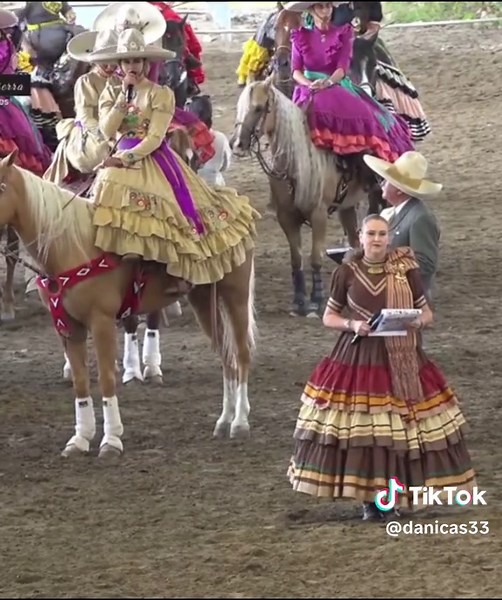 Oración de la Adelita para el Estado