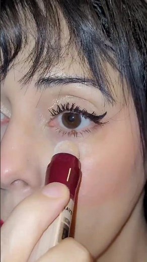 Maybelline Instant Age Rewind Eraser Review (Shade 121) | My Honest Under-eye Test