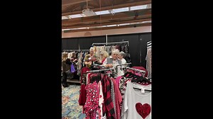 Get ready, Kerrville and surrounding areas! The 8th annual Kerrville Winter Market is coming to Inn of the Hills Hotel & Conference Center (1001 Junction Highway ~ Kerrville, TX) THIS WEEKEND! We can't wait to see you January 28-29, 2023 for this awesome market. Show hours are Sat. 10-5 and Sun. 11-4. Don't forget your non-perishable food donation to Christian Assistance Ministries to save on your admission. For more info call 888-225-3427! See you at the show. Carol Craig Stitchery, Theez Nutz,