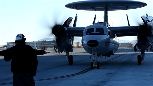 E2D Hawkeye is not the replacement the Air Force needs