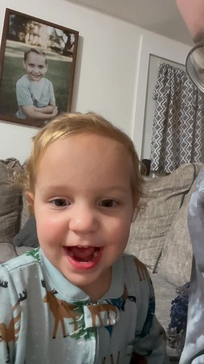 1.4K views · 114 reactions | Texts like these make my ❤️ melt! My sweet little granddaughter!! | Trenton Scott Hawley | Facebook