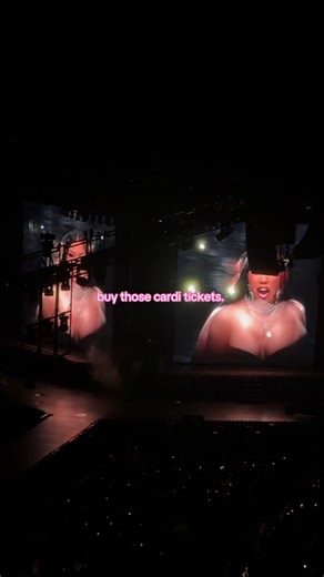 cardi b second night of tour - las vegas, nv. 💌💋 | #cardib #littlemissdrama #amithedrama #tmobilearena