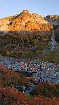 絶景：北アルプス涸沢の紅葉とモルゲンロート（2021年10月3日）
