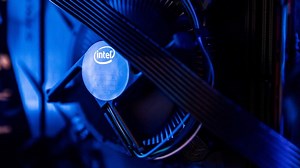 Черный код: в процессорах Intel нашли две критические уязвимости