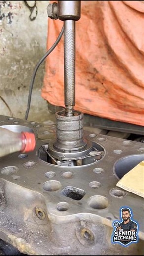 Cylinder Honing for Perfect Piston Fit #engine #mechanic #shorts #restoration #skills#viral#cylinder