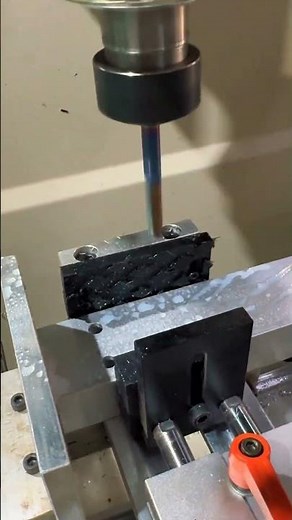 CNC Drilling and Milling Machine for Industrial Aluminum Profiles