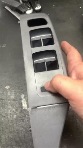 Como instalar a moldura do fox 2004 a 2009 de sobrepor