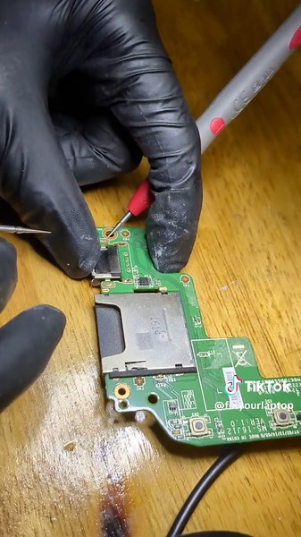 Kedai Repair Laptop Perlis