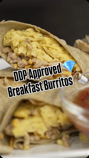 DDP YOGA on Instagram: "Breakfast Burritos ?!? Of course we’ve got one and it’s DDP Approved! This is perfect for batch cooking for easy, healthy options during those on the go mornings! In fact, that’s what we do best with our DDPY Nutrition section on the app! We have 90-Day Meal Plans to help you set everything up and over 300 Recipes! Head to DDPY.com to get started today! Use code OWNITAUGUST for 30% off 1 year membership! #breakfastburrito #breakfast #cookingshow #favorite"