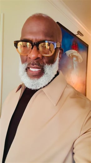 BeBe Winans on Instagram: "Just to nice to stay in the house!!’ #letswalk #Sunday #getitdone"