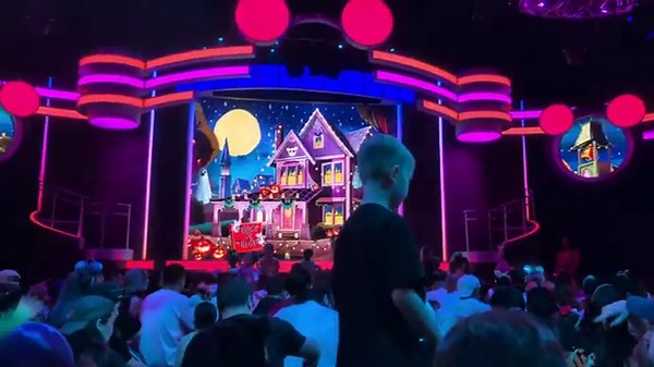 LIVE from Disneyland: Oogie Boogie Bash Pre-Stream Halloween Themed Attractions/Shows 2025-10-18