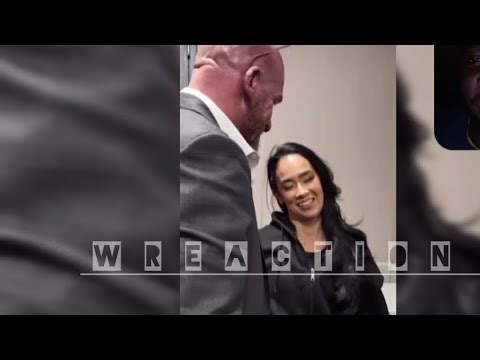 Unseen footage of AJ Lee signing her Contract with Triple h off air backstage after WWE SMACKDOWN