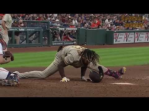 MLB \\\\ Tatis Jr Acrobatic Plays
