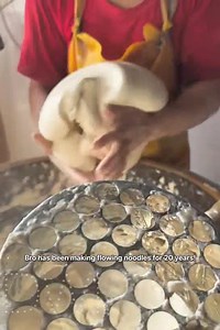 22K views · 19 reactions | Meet the master of flowing noodles, with over 20 years of experience! 勞 | Damn Worth It | Facebook