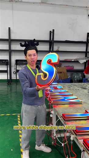 Design an eye-catching sign for your shop’s storefront.#ledlight #signagemarking #lightbox #signage #signature